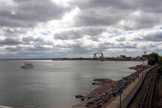 1425954-photo_by_Gregory_Roth-Duluth.jpg