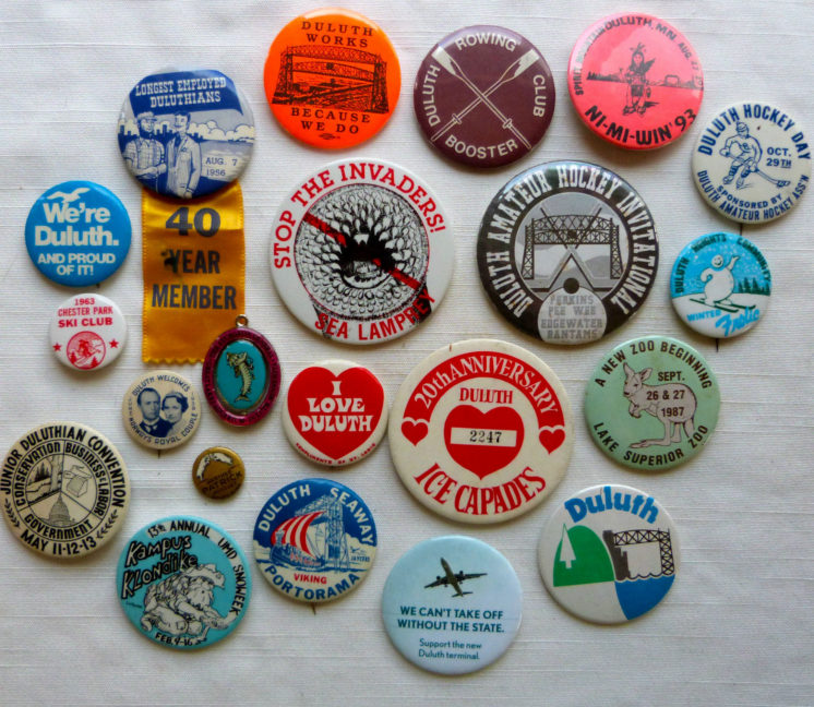 bunch-of-duluth-buttons