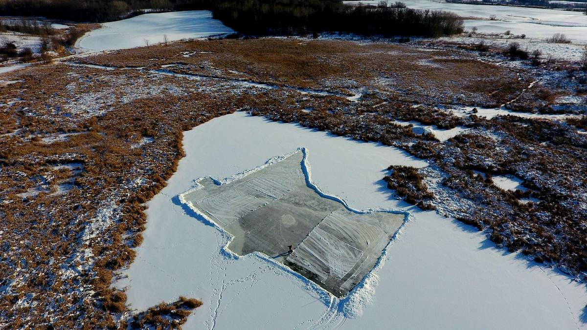 Pond Hockey Rink Shape on Minnesota