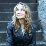 Joan Osborne to perform Dylan tribute in his native Duluth