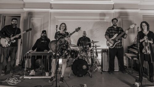 Breanne Marie & The Front Porch Sinners photo by Ben Anderson