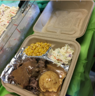 Picture of the roast beef dinner in carryout container