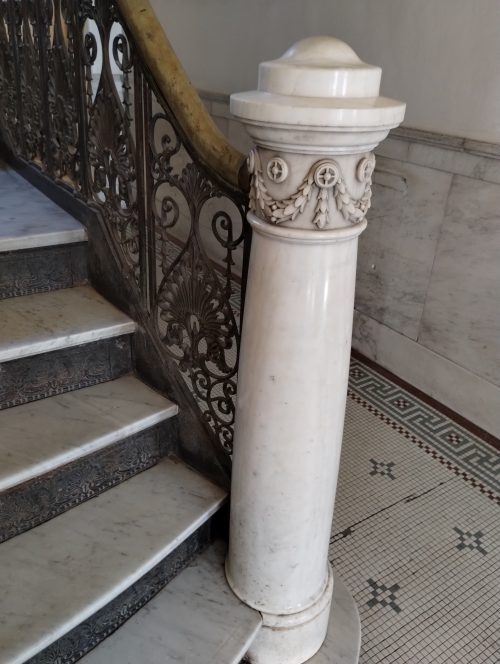Carnegie stairs