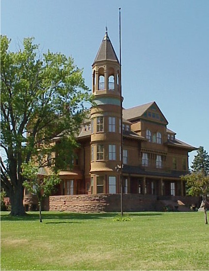 Fairlawn Exterior